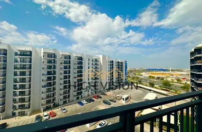 Apartment - 3 Bedrooms - 4 Bathrooms for rent in Waters Edge - Yas Island - Abu Dhabi