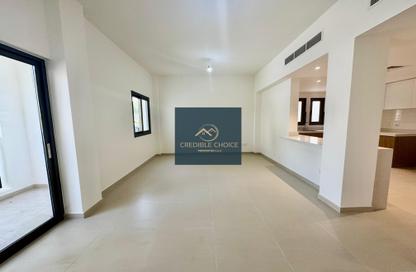 Apartment - 2 Bedrooms - 2 Bathrooms for rent in The Gardens Buildings - The Gardens - Dubai