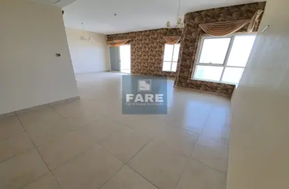 Empty Room image for: Apartment - 3 Bedrooms - 4 Bathrooms for sale in Asas Tower - Al Khan Lagoon - Al Khan - Sharjah, Image 1