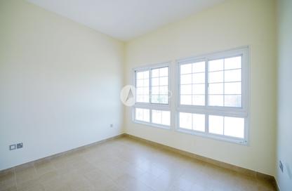 Villa - 2 Bedrooms - 4 Bathrooms for rent in District 16 - Jumeirah Village Circle - Dubai