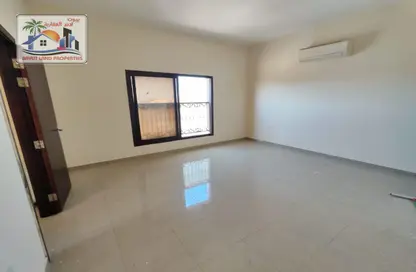 Apartment - 2 Bedrooms - 1 Bathroom for rent in Crown Palace Hotel - Al Rashidiya 1 - Al Rashidiya - Ajman