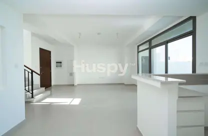 Townhouse - 3 Bedrooms - 3 Bathrooms for rent in Zahra Townhouses - Town Square - Dubai