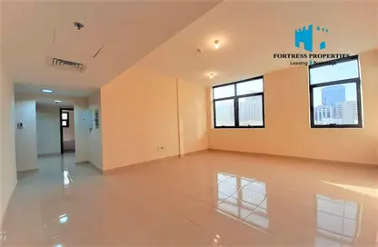 Apartment - 2 Bedrooms - 2 Bathrooms for rent in Royal Tower - Hamdan Street - Abu Dhabi