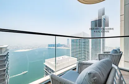 Apartment - 1 Bedroom - 1 Bathroom for sale in Marina Vista - EMAAR Beachfront - Dubai Harbour - Dubai