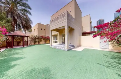 Villa - 3 Bedrooms - 3 Bathrooms for sale in Meadows 1 - Meadows - Dubai