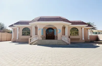 Villa - 5 Bedrooms - 4 Bathrooms for rent in Gafat Al Nayyar - Zakher - Al Ain