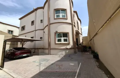 Villa - 5 Bedrooms - 7 Bathrooms for rent in Mohamed Bin Zayed Centre - Mohamed Bin Zayed City - Abu Dhabi