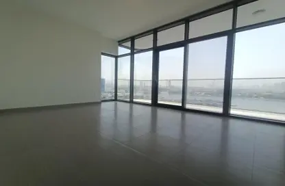 Apartment - 3 Bedrooms - 4 Bathrooms for rent in Al Salemiyah Tower - Riggat Al Buteen - Deira - Dubai