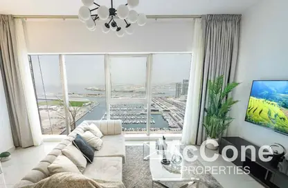 Apartment - 2 Bedrooms - 3 Bathrooms for sale in Damac Heights - Dubai Marina - Dubai