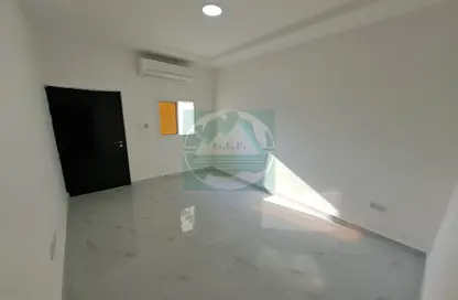 Apartment - 1 Bathroom for rent in Madinat Al Riyad - Abu Dhabi