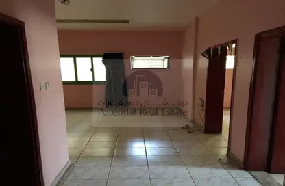 Apartment - 1 Bedroom - 1 Bathroom for rent in Al Shuwaiheen - Sharjah