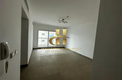 Apartment - 1 Bedroom - 2 Bathrooms for rent in Imperial Tower - Jumeirah Village Circle - Dubai