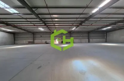 Warehouse - Studio - 3 Bathrooms for rent in Al Quoz Industrial Area 3 - Al Quoz Industrial Area - Al Quoz - Dubai