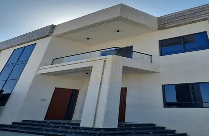 Villa - 4 Bedrooms - 6 Bathrooms for sale in Hoshi - Al Badie - Sharjah