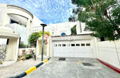 Villa - 5 Bedrooms - 6 Bathrooms for rent in Al Yasat Compound - Al Karamah - Abu Dhabi