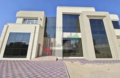 Villa - 5 Bedrooms - 7 Bathrooms for rent in Al Aweer 1 - Al Aweer - Dubai