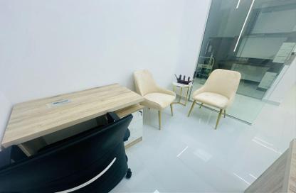 Office Space - Studio - 1 Bathroom for rent in Red Avenue - Al Garhoud - Dubai