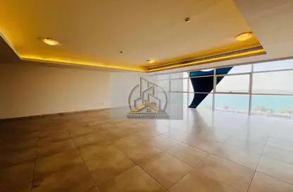 Apartment - 3 Bedrooms - 4 Bathrooms for rent in Al Falah Tower - Corniche Road - Abu Dhabi