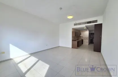 Apartment - 1 Bathroom for rent in Al Karama - Dubai