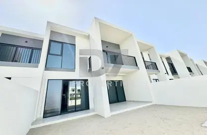 Townhouse - 3 Bedrooms - 3 Bathrooms for rent in Shams Townhouses - Town Square - Dubai