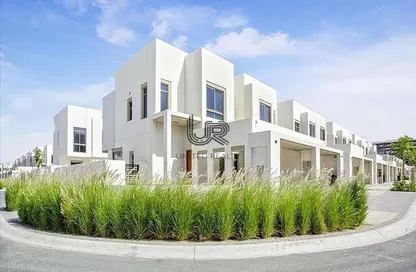 Townhouse - 3 Bedrooms - 3 Bathrooms for sale in Hayat Townhouses - Town Square - Dubai