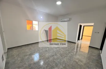 Apartment - 2 Bedrooms - 1 Bathroom for rent in Shakhbout City - Abu Dhabi