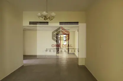 Apartment - 3 Bedrooms - 2 Bathrooms for rent in Al Jimi - Al Ain