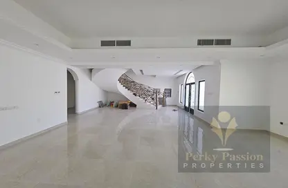 Villa - 5 Bedrooms - 7 Bathrooms for rent in Nad Al Hamar Avenues - Nadd Al Hammar - Dubai