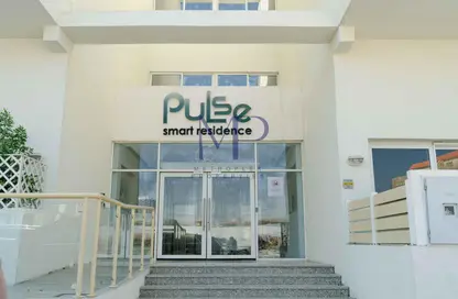 Apartment - 2 Bedrooms - 2 Bathrooms for rent in Pulse Smart Residence - Jumeirah Village Circle - Dubai