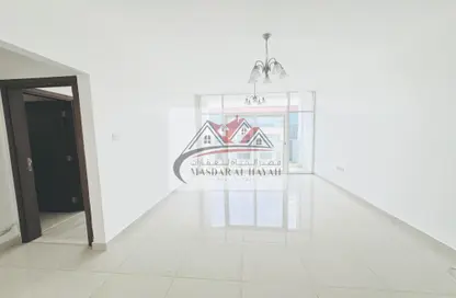 Apartment - 1 Bedroom - 2 Bathrooms for rent in Muwaileh 29 Building - Muwaileh - Sharjah