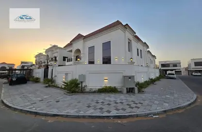 Villa - 5 Bedrooms - 7 Bathrooms for sale in Al Yasmeen 1 - Al Yasmeen - Ajman