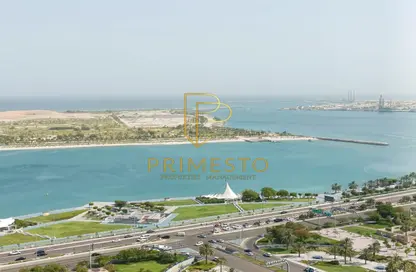Apartment - 4 Bedrooms - 5 Bathrooms for rent in Silver Tower - Corniche Road - Abu Dhabi