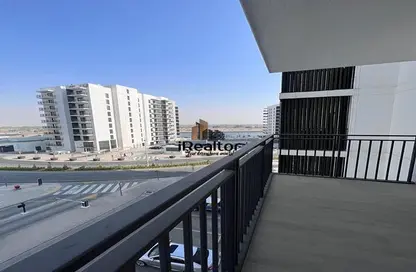 Apartment - 1 Bedroom - 1 Bathroom for rent in Waters Edge - Yas Island - Abu Dhabi