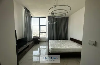 Apartment - 1 Bathroom for rent in The Square Tower - Jumeirah Village Circle - Dubai