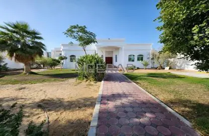 Villa - 4 Bedrooms - 3 Bathrooms for rent in Al Barsha 2 Villas - Al Barsha 2 - Al Barsha - Dubai