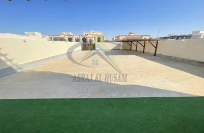 Compound - 5 Bedrooms - 7 Bathrooms for sale in Mohamed Bin Zayed City - Abu Dhabi