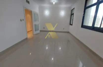 Apartment - 3 Bedrooms - 3 Bathrooms for rent in Airport Road - Abu Dhabi