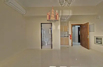 Apartment - Studio - 1 Bathroom for rent in Tilal City - Sharjah