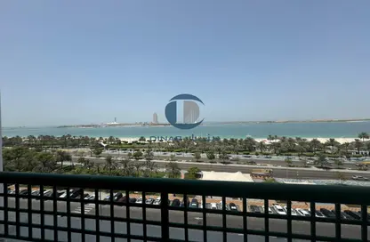 Apartment - 4 Bedrooms - 5 Bathrooms for rent in Al Hana Tower - Al Khalidiya - Abu Dhabi