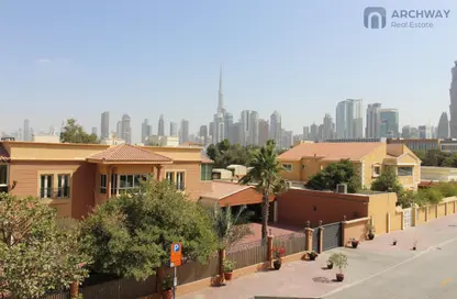 Apartment - 2 Bedrooms - 3 Bathrooms for sale in Canal Front Residence 1 - Canal Front Residences - Al Wasl - Dubai