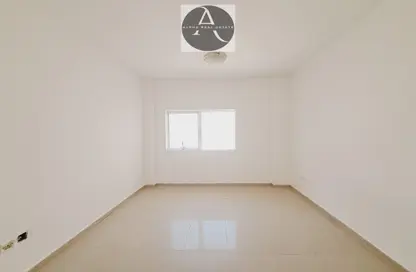 Apartment - 1 Bedroom - 1 Bathroom for rent in Al Khan - Sharjah