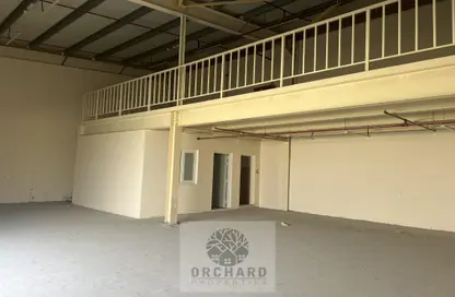 Warehouse - Studio - 1 Bathroom for rent in Al Sajaa Industrial - Al Sajaa - Sharjah