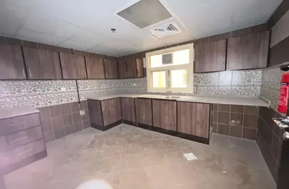 Apartment - 2 Bedrooms - 2 Bathrooms for rent in Muwaileh Commercial - Sharjah