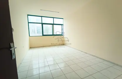 Apartment - 1 Bathroom for rent in Al Mujarrah - Al Sharq - Sharjah