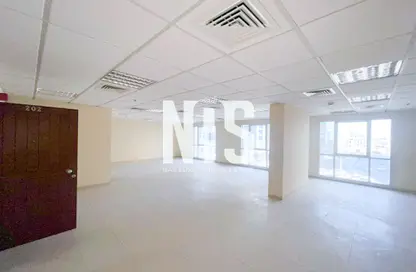 Office Space - Studio - 1 Bathroom for rent in Al Nahyan - Abu Dhabi