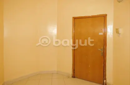 Apartment - 2 Bedrooms - 1 Bathroom for rent in Rolla Square - Rolla Area - Sharjah