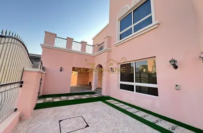 Villa - 5 Bedrooms - 6 Bathrooms for rent in Nad Al Sheba Villas - Nad Al Sheba 3 - Nad Al Sheba - Dubai