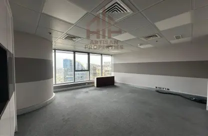 Office Space - Studio - 1 Bathroom for rent in Platinum Tower - Dubai Marina - Dubai