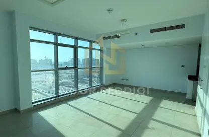 Apartment - 1 Bathroom for sale in Paradise View 1 - Majan - Dubai