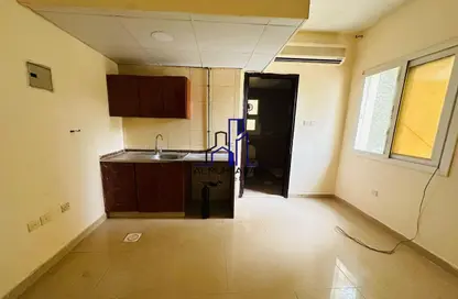 Apartment - Studio - 1 Bathroom for rent in Muwaileh 3 Building - Muwaileh - Sharjah